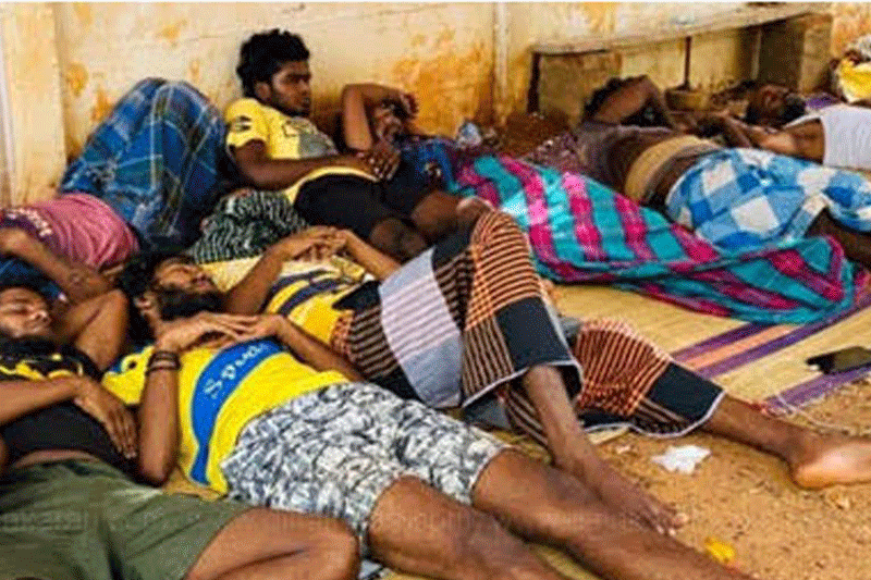 இலங்கைத் தமிழர்கள் தற்கொலை முயற்சி!