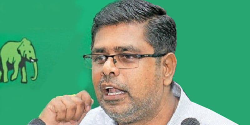 ஊடகவியலாளர்களை எதிர்கொள்ள கோத்தாபய தயங்குவது ஏன்? - முஜிபுர் ரஹ்மான் கேள்வி