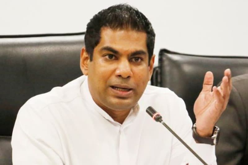 “பல மணிநேர மின்வெட்டுக்கு இலங்கையர்கள் பழகிக்கொள்ள வேண்டும்”