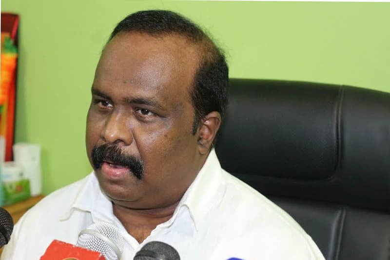 'இனப்பிரச்சினைக்கான பேச்சுவார்த்தை உலக நாடுகளின் மேற்பார்வையில் நடைபெற வேண்டும்'