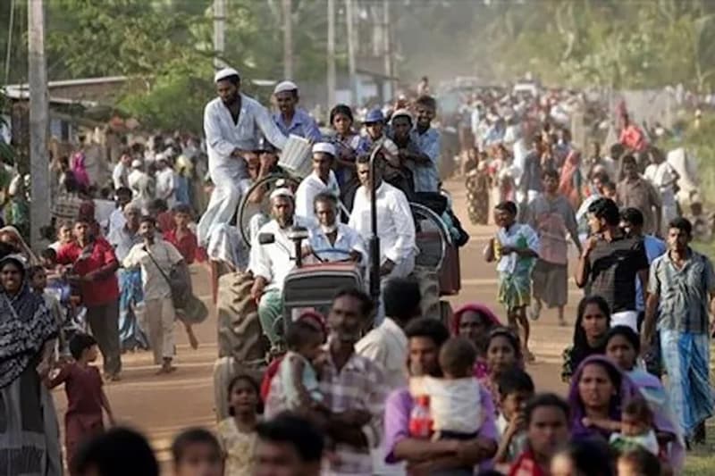 யாழ்ப்பாணத்திலிருந்து விரட்டப்பட்ட முஸ்லிம் குடும்பங்களுக்கு பச்சிலைப்பள்ளியில் காணிகள்
