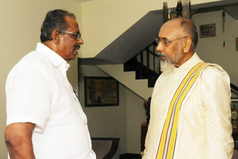மாவையின் தலைமையை ஏற்கிறார் விக்னேஸ்வரன்