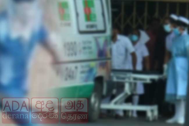 மன்னாரில் இருவர் மீது வாள்வெட்டு