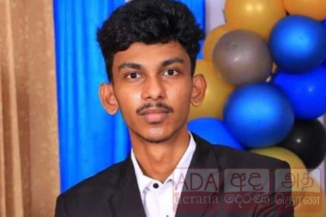 கணிதப்பிரிவில் முதலிடம் பிடித்த மாணவன் தற்கொலை!