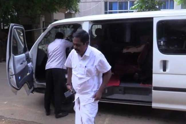 நீதிமன்றுக்கு சமூகமளிக்காத பிரதிவாதிகளுக்கு எச்சரிக்கை!