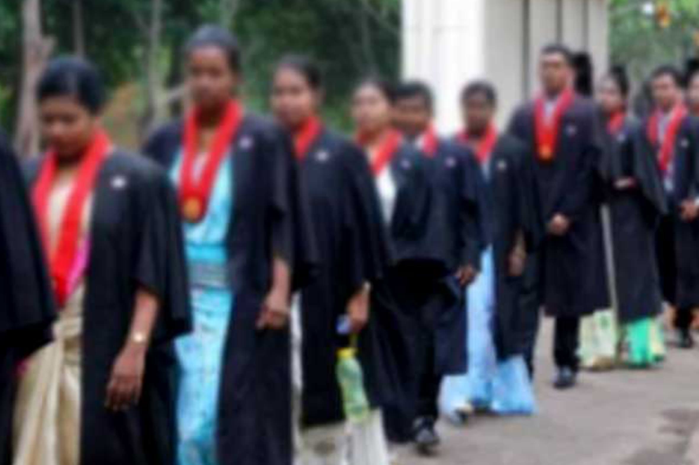அரசுப் பணியில் உள்ள பட்டதாரிகளுக்கான முக்கிய அறிவிப்பு