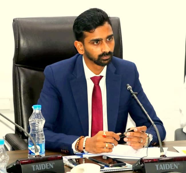 போலியான கருத்துகளை பரப்பி, மக்களை தவறாக வழிநடத்த கூடாது!