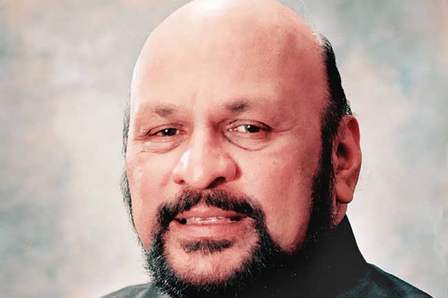 பிரபல மூத்த பாடகர் சனத் நந்தசிறி காலமானார்