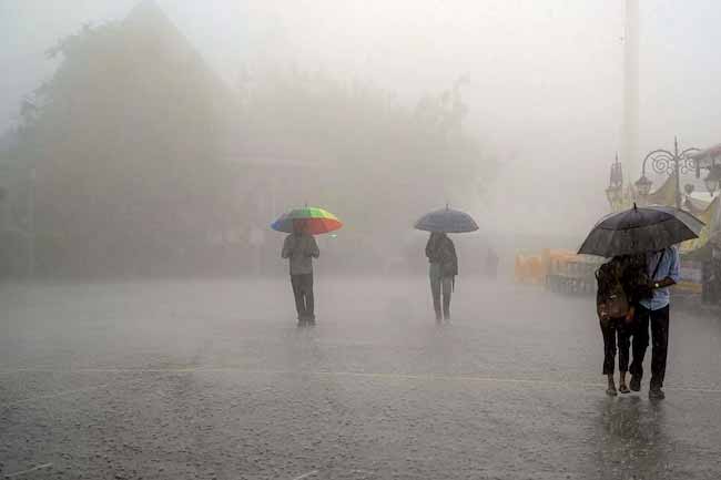 பல பிரதேசங்களில் இடியுடன் கூடிய மழை