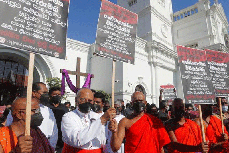 உயிர்த்த ஞாயிறு தாக்குதல் விசாரணை; அரசியல் களத்தில் பந்தாடப்படுகிறது!