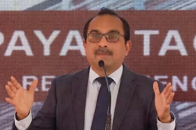"டென்னிஸ் மைதானம் போன்ற அலுவலகங்களை தடை செய்ய வேண்டும்!"