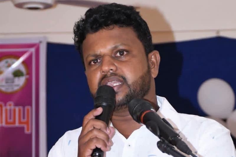 'புலனாய்வுப் பிரிவு அதிகாரிகள்' வீட்டுக்கு வந்து அச்சுறுத்திய புகாரை ஏற்க பொலிஸார் தயக்கம்!