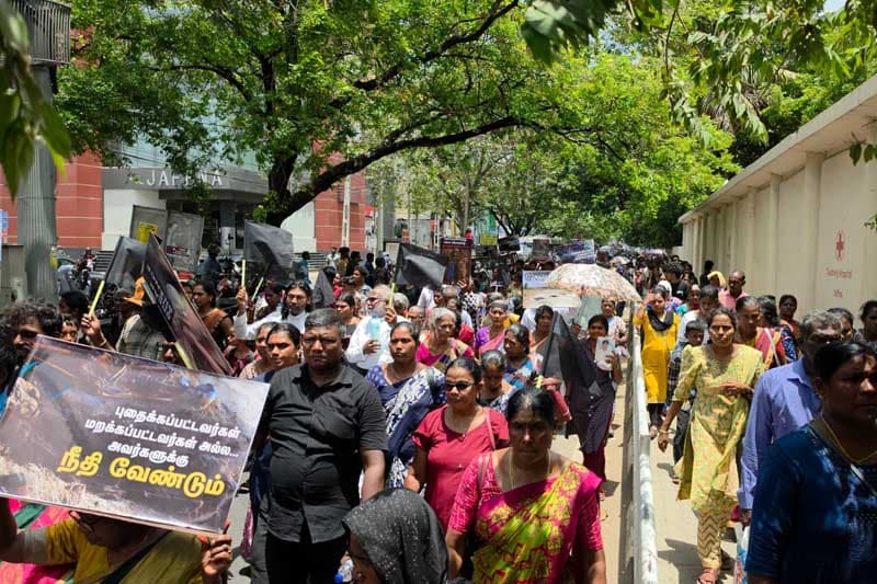 எதிர்வரும் ஜெனீவா மனித உரிமைகள் மாநாட்டில் இலங்கை தொடர்பில் தீர்மானம் எடுக்கக் கோரி வடக்கில் பேரணி!