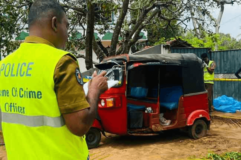 சாரதியைக் கொன்றுவிட்டு ஆட்டோ கொள்ளை: 16 வயது சிறுவன் கைது!