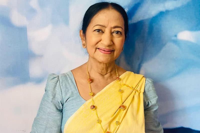 பிரபல சிங்கள நடிகை ஹயசிந்த் விஜேரத்ன விபத்தில் காலமானார்!