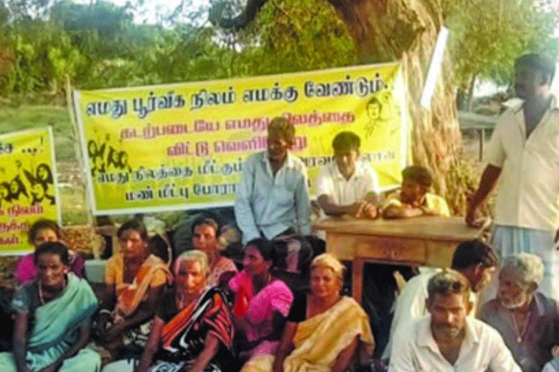 சடலங்களை அடக்கம் செய்வதற்கு எதிர்ப்பு தெரிவித்து இரண்டாவது நாளாக தொடர்கின்றது இரணைதீவு மக்களின் போராட்டம்!