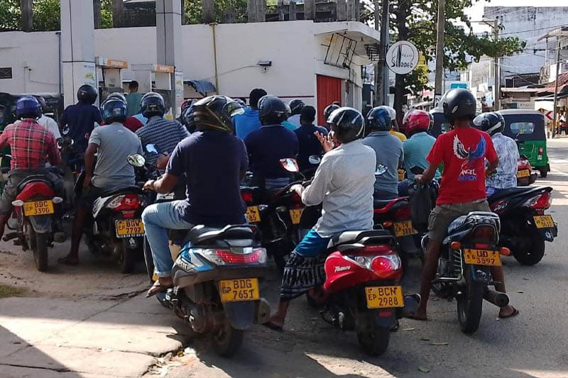 இலங்கையில் உண்மையில் எரிபொருள் தட்டுப்பாடு இல்லையா?