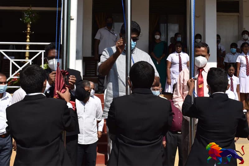 கெஹலியவின் மர நடுகை விழாவின் பின்னர் பாடசாலை நிகழ்வுகளுக்குத் தடை!