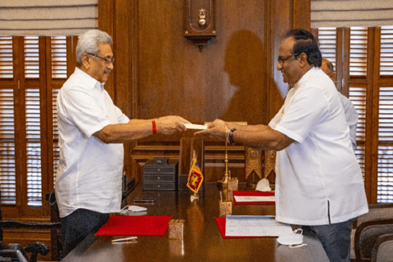 எதிர்ப்புகளுக்கு கடுமையான நடவடிக்கை எடுக்காவிட்டால் ‘நாட்டை கட்டியெழுப்ப’ முடியாது! சரத் வீரசேகர