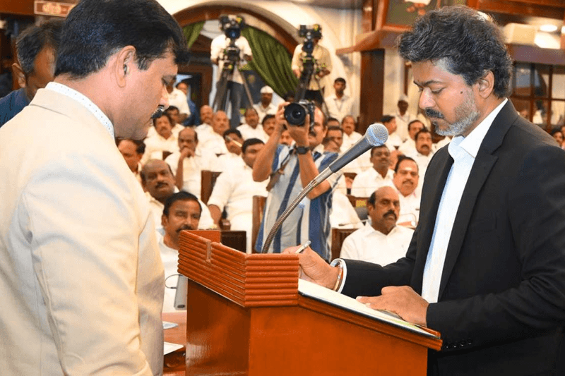 தமிழக சட்டப்பேரவையில் MLAஆக விஜய் பதவியேற்பு!