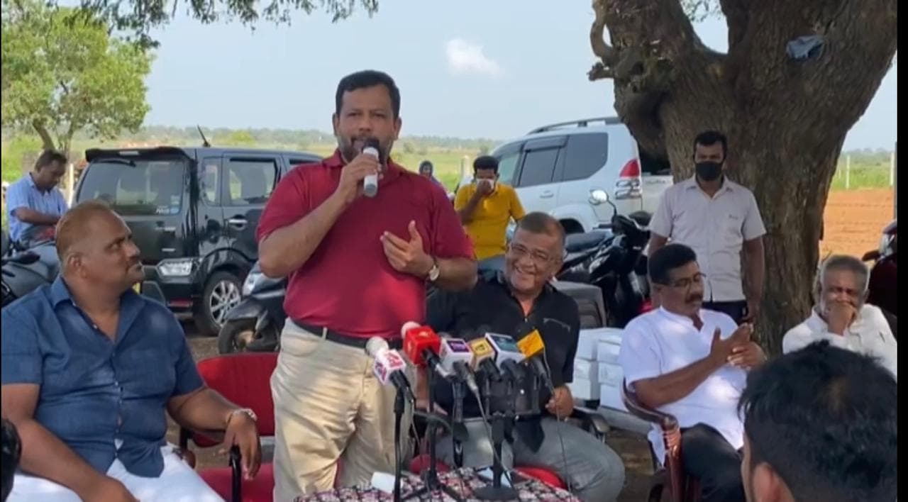 தேங்காய் எண்ணெய் விவகாரம்; அரசின் இயலாத்தன்மைகளை மறைக்க என்மீது பலி – ரிஷாட்!
