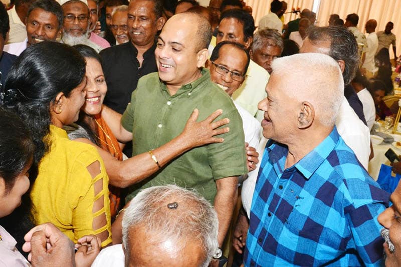 கொலன்னாவையில் ஐ.தே.க - ஐ.ம.ச உறுப்பினர்களை ஒன்றிணைத்த மரிக்கார்!