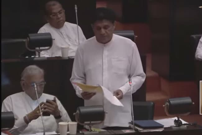இலாபமீட்டும் சீனி நிறுவனங்களை விற்பது ஏன்?