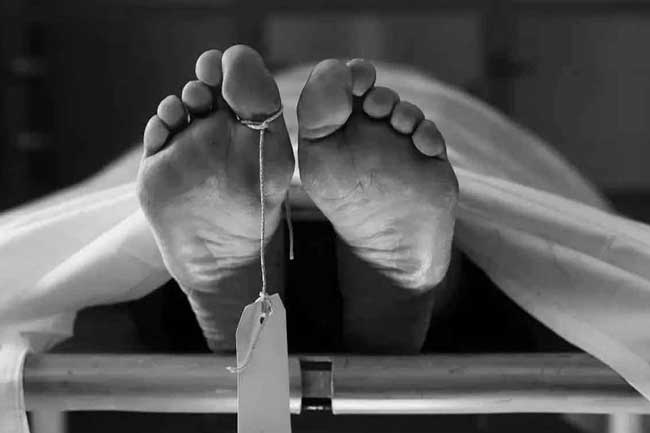 பொலிஸ் நிலையில் கீழே விழுந்து உயிரிழந்த நபர்