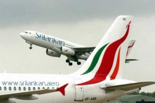 கட்டுநாயக்கவில் மோசமான வானிலை காரணமாக விமான சேவை பாதிப்பு