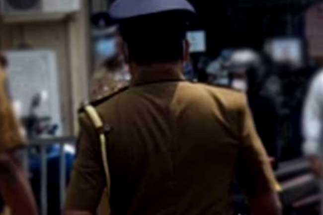 சிரேஷ்ட பிரதி பொலிஸ் மா அதிபர்கள் நால்வருக்கு இடமாற்றம்