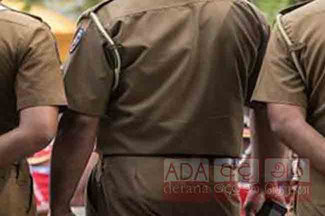 இலஞ்சம் பெற்ற இரண்டு பொலிஸ் உத்தியோகத்தர்கள் கைது