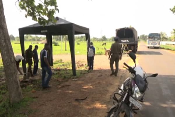 காவல்துறையினர் துப்பாக்கிச் சூடு: யாழ் - மானிப்பாயை சேந்தவர் படுகாயம்..!