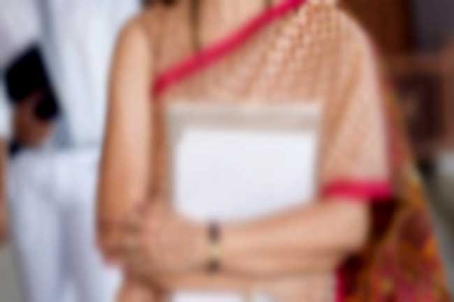 இளம் பெண் ஆசிரியை பாலியல் வன்கொடுமை செய்த அதிபர் கைது