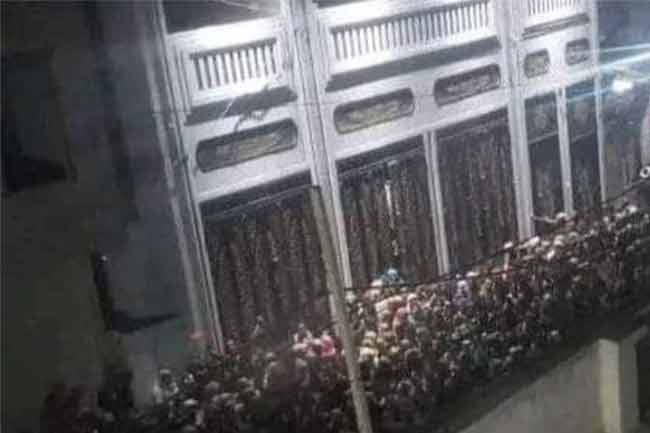 ஏமனில் கூட்ட நெரிசலில் சிக்கி 78 பேர் பலி!