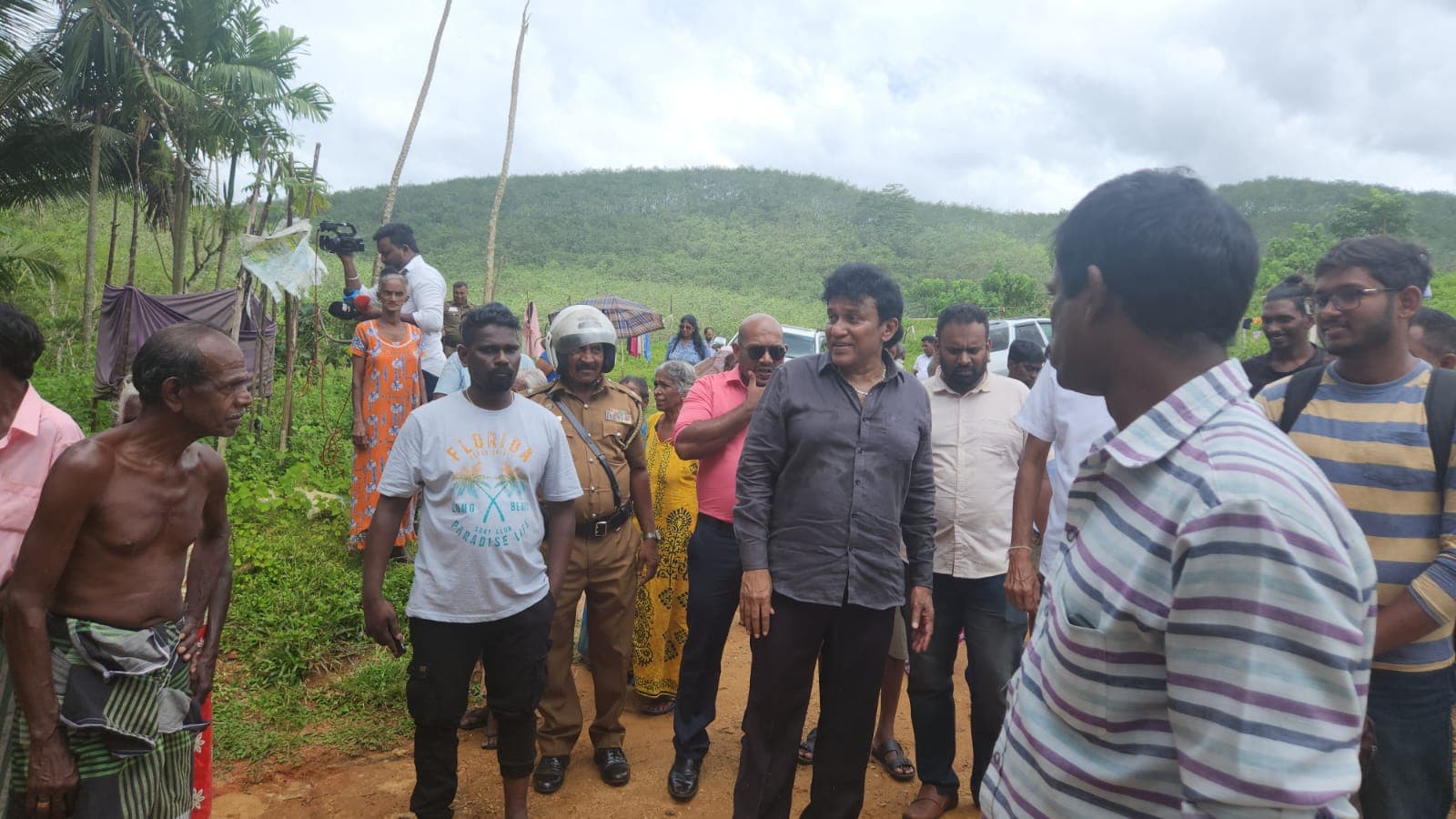 அவிசாவளை மக்களுக்கு ஒதுக்கிய காணியை அபகரிக்கும் முயற்சி தடுத்து நிறுத்தம்