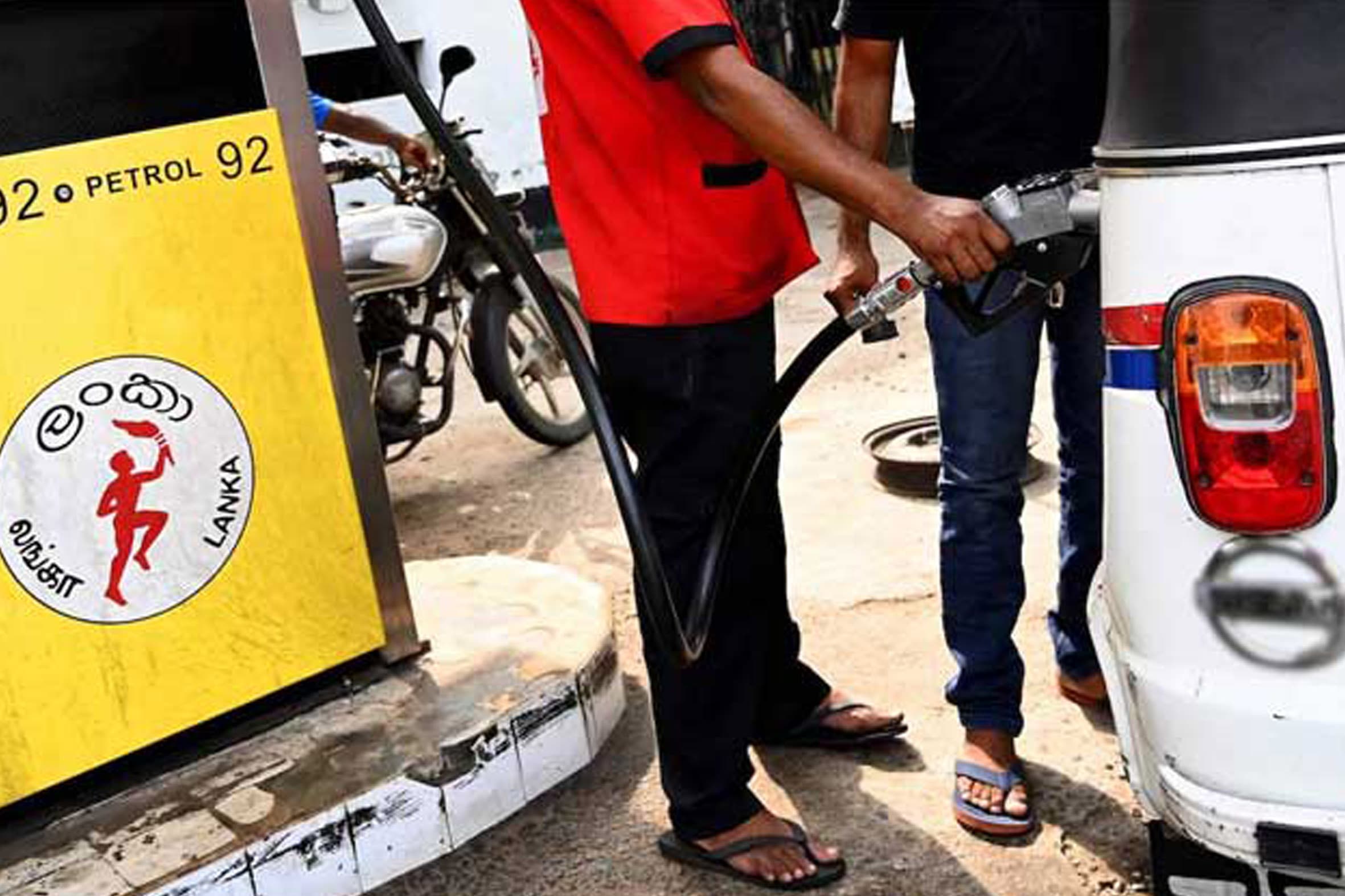 விரைவில் எரிபொருளின் விலை குறைக்கப்படும்!