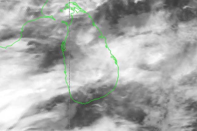 நாட்டில் இன்று ஓரளவு பலத்த மழைவீழ்ச்சி எதிர்ப்பார்ப்பு