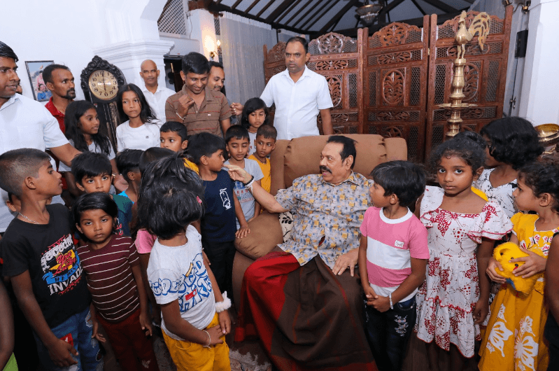 'இனம், மதம் கடந்து மக்களில் ஒருவராக இருப்பதில் எனக்குப் பெருமை!'
