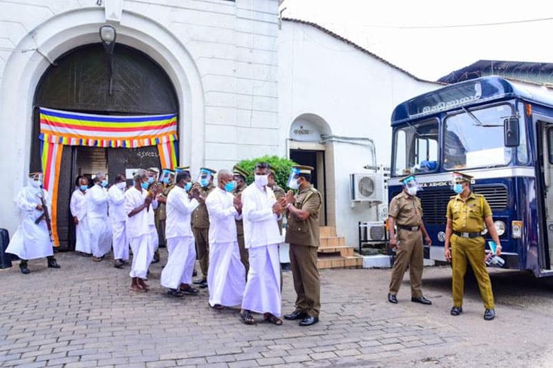 49 கைதிகளுக்கு விசேட ஜனாதிபதி மன்னிப்பு!