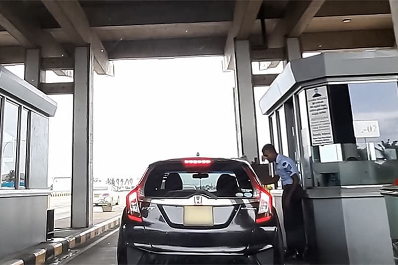 அதிவேக நெடுஞ்சாலைகளில் இன்று முதல் புதிய வசதி!