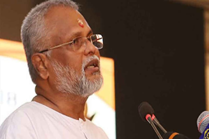 சுமந்திரன் அவல் என நினைத்து உரலை இடித்திருக்கிறார்! டக்ளஸ் தேவானந்தா
