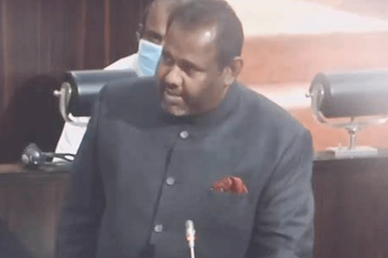 ஆசிரியர்களின் கோரிக்கையைச் செவிமடுக்காது அரசு செயற்படுவது முரண்பாடுகளை ஏற்படுத்துகின்றது! கஜேந்திரகுமார்