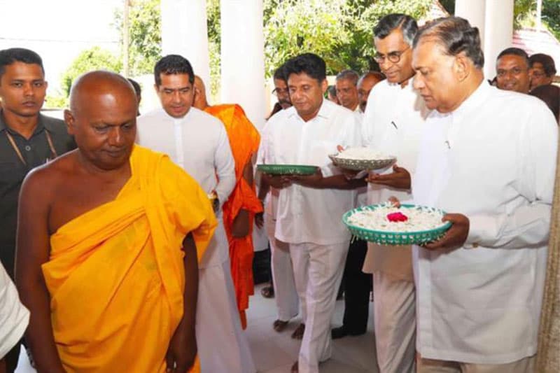 சஜித்தின் வெற்றிக்காக முன்னாள் அமைச்சர் போகொல்லாகமவும் இணைவு!