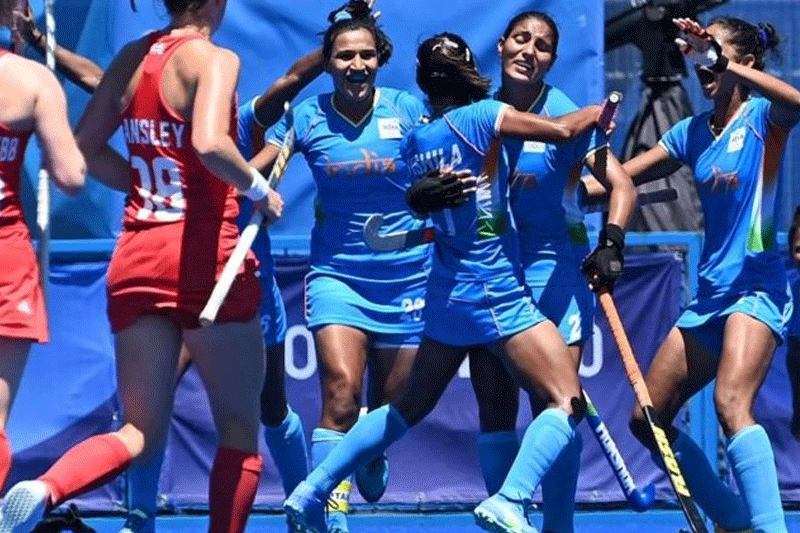 டோக்யோ ஒலிம்பிக்போட்டியில் மகளிர் ஹாக்கியை உச்சத்துக்குக் கொண்டு சென்ற இந்தியப் பெண்கள்!