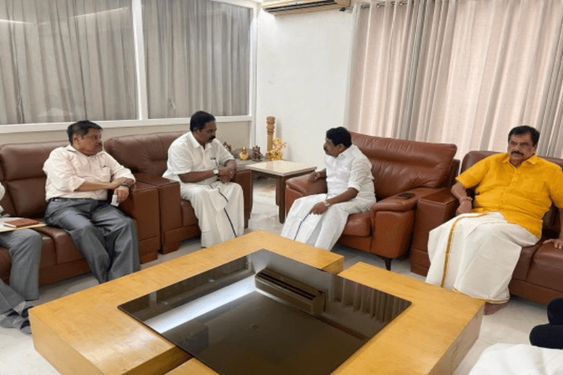 பாரதிய ஜனதா கட்சியினரை சந்தித்த சிறீதரன் எம்.பி!