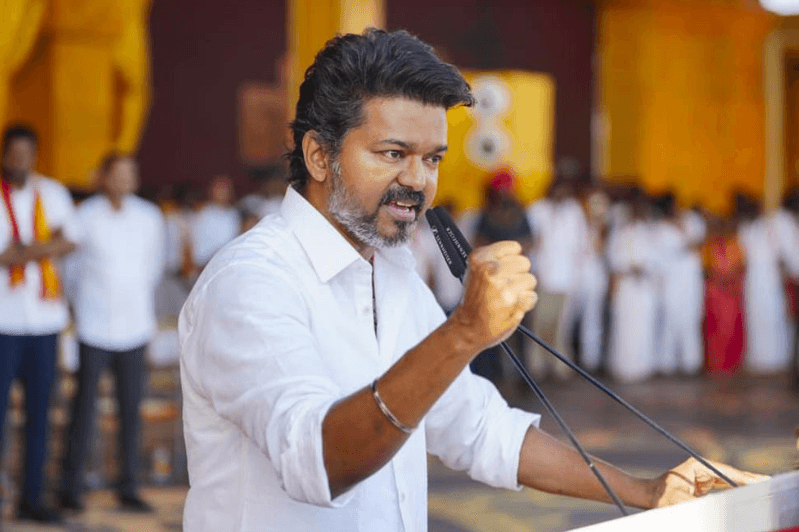 தமிழக இளையோர் வாக்குகள்: யாருக்குச் சாதகம்?
