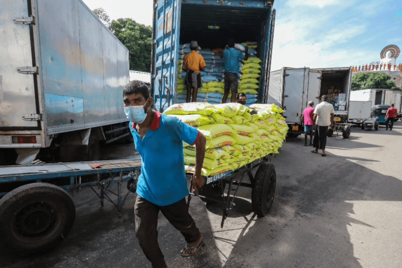 விரிவடையும் மத்திய கிழக்கு போர்: உணவு மற்றும் எரிசக்தி விநியோக அதிர்ச்சிகளுக்கு இலங்கை தயாராகிறது!