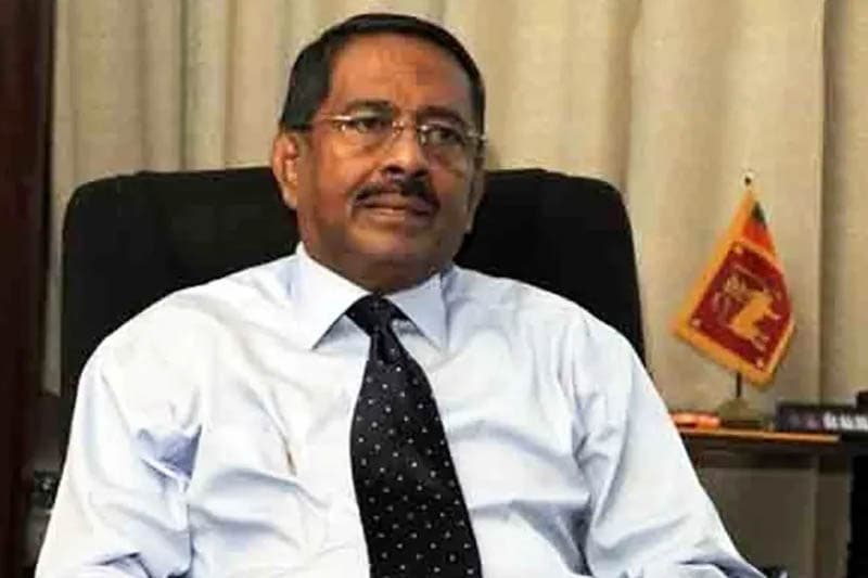 துப்பாக்கி முனையில் தலை வைக்கப்பட்டிருந்த போதும் பேனாவை கீழே வைக்காத ஊடகத்துறையின் மாபெரும் ஆளுமை!