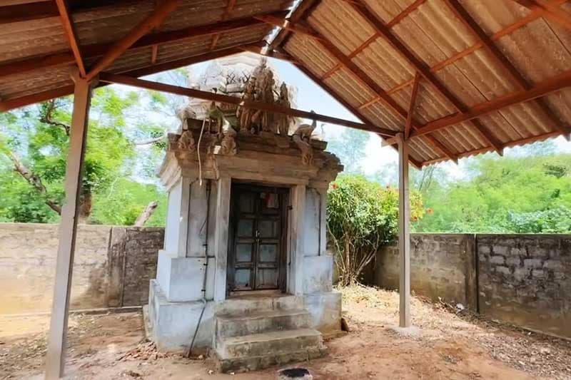 வடக்கில் 36 ஆண்டுகளாக இராணுவ பிடியிலுள்ள பழைமைவாய்ந்த கோயிலை விடுவிக்குமாறு கோரிக்கை!