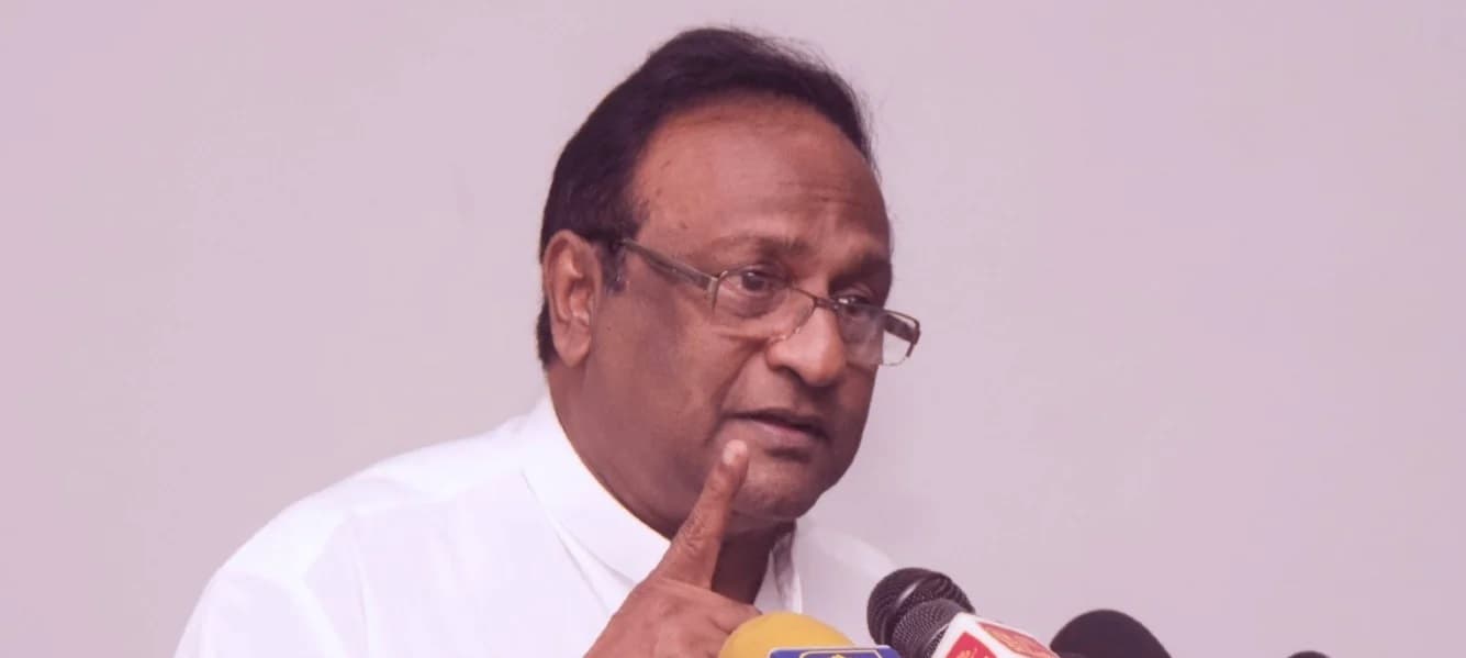 முகக்கவசத் தடை சட்டம் நடைமுறைக்கு வரும் நிலையில் புர்கா தடை செய்யப்படும்!